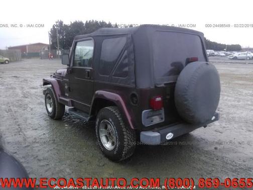 Photo 2 of 10 of 2002 Jeep Wrangler Sahara