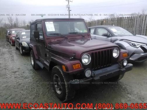 Photo 3 of 10 of 2002 Jeep Wrangler Sahara