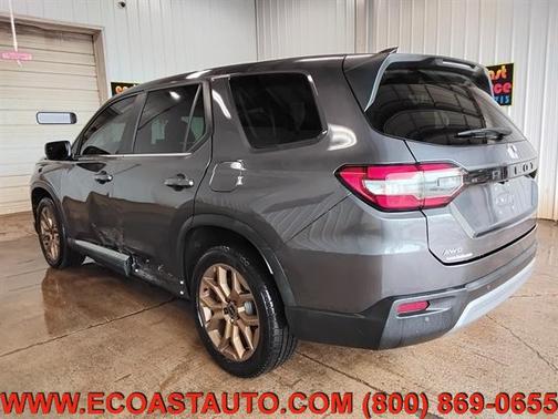 2023 Honda Pilot EX-L 8 Passenger