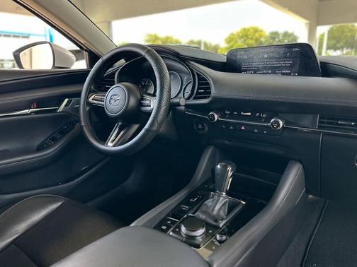 2019 Mazda Mazda3 FWD w/Premium Package