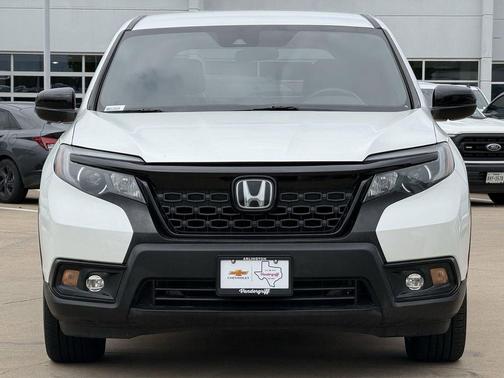 Platinum White Pearl 2021 Honda Passport 2WD Sport