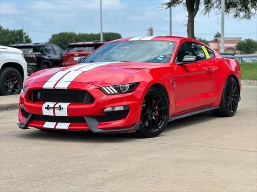 2017 Ford Shelby GT350 Base
