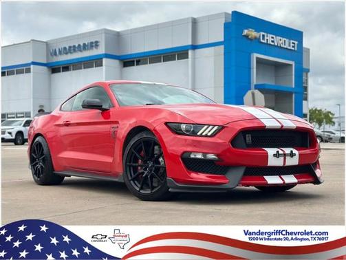2017 Ford Shelby GT350 Base