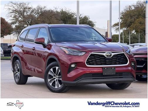 2023 Toyota Highlander XLE