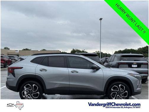 Sterling Gray Metallic 2026 Chevrolet Trax FWD 2RS