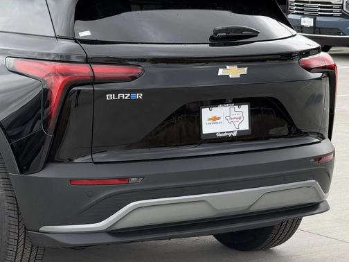 2026 Chevrolet Blazer EV AWD LT