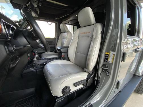 2021 Jeep Gladiator Mojave 4X4