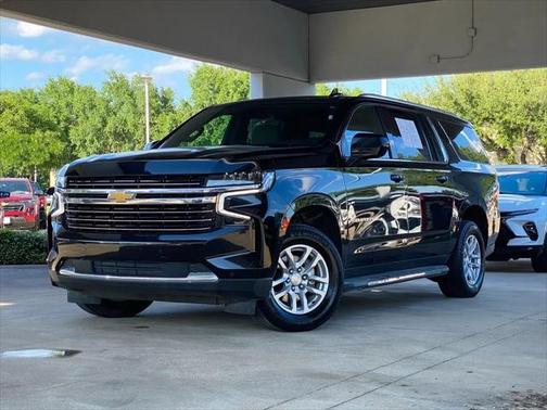 2023 Chevrolet Suburban LT