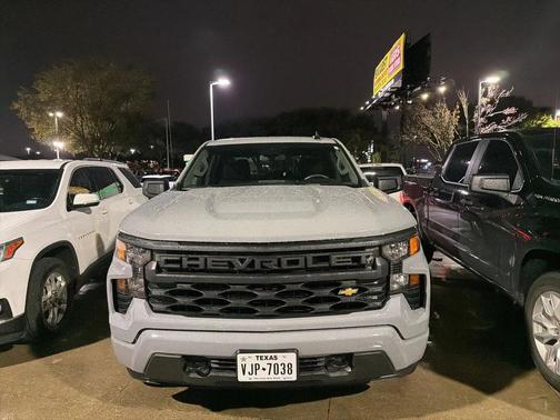 2024 Chevrolet Silverado 1500 Custom