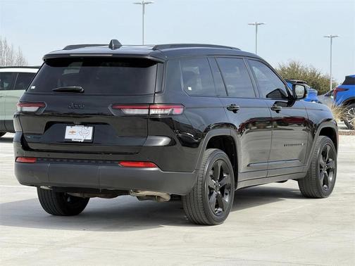 2022 Jeep Grand Cherokee L Altitude