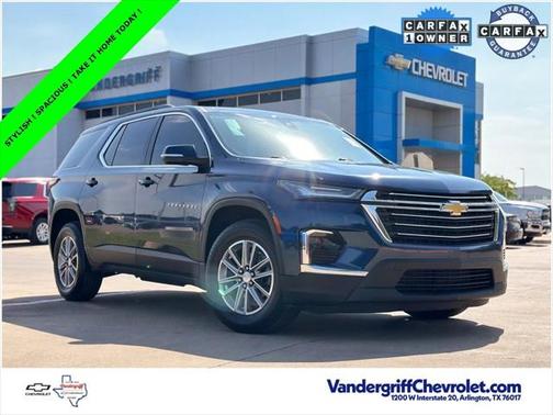2023 Chevrolet Traverse LT Cloth