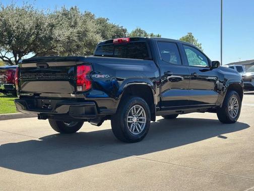 2025 Chevrolet Colorado WT