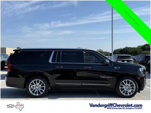 Onyx Black 2023 GMC Yukon XL Denali Ultimate