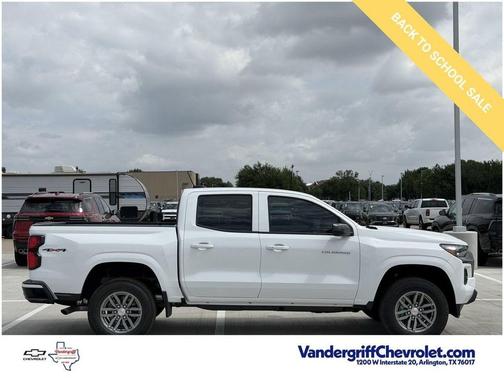 Summit White 2026 Chevrolet Colorado LT
