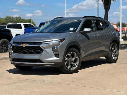 2024 Chevrolet Trax LT