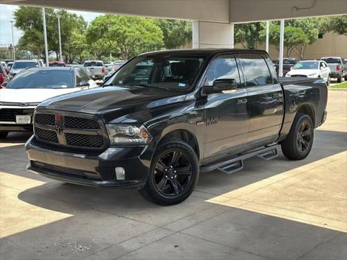 2018 RAM 1500 Night Crew Cab 4x4 5'7' Box