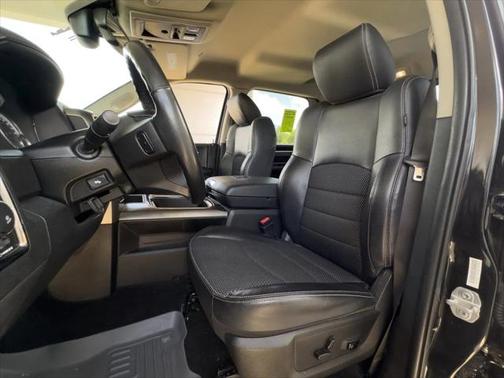 2018 RAM 1500 Night Crew Cab 4x4 5'7' Box