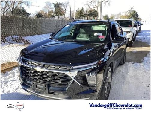 2025 Chevrolet Trax LT