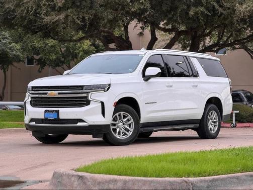2024 Chevrolet Suburban LT