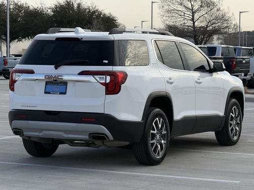 2023 GMC Acadia FWD SLE