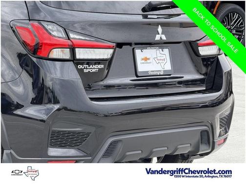 Labrador Black Pearl 2025 Mitsubishi Outlander Sport 2.0 ES