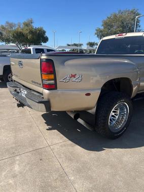 2004 Chevrolet Silverado 3500 LT Crew Cab