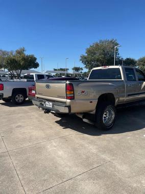 2004 Chevrolet Silverado 3500 LT Crew Cab