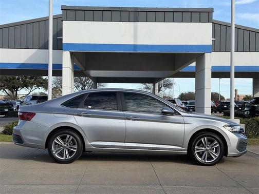 2024 Volkswagen Jetta 1.5T SE