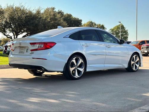 2018 Honda Accord Sport 2.0T