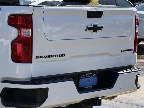 2024 Chevrolet Silverado 1500 Custom