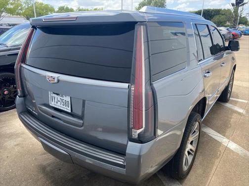 2020 Cadillac Escalade Premium Luxury