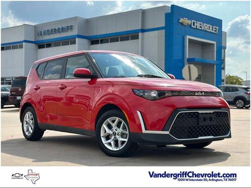 2023 Kia Soul LX