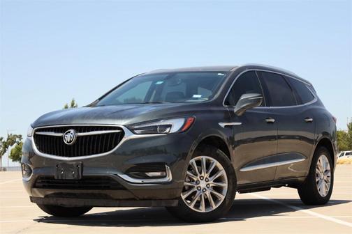 Photo 2 of 31 of 2019 Buick Enclave Essence