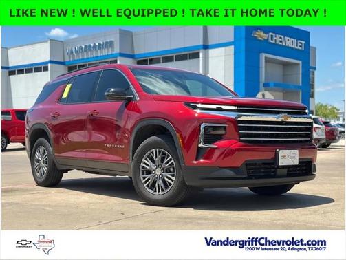 2025 Chevrolet Traverse LT