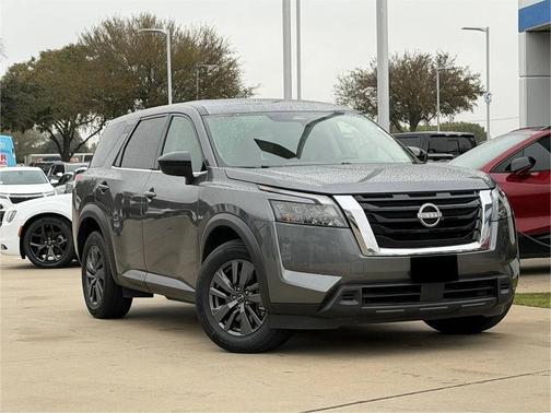 2023 Nissan Pathfinder S 4WD