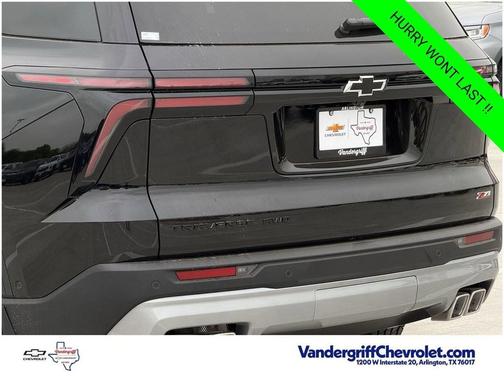 Mosaic Black Metallic 2026 Chevrolet Traverse AWD Z71