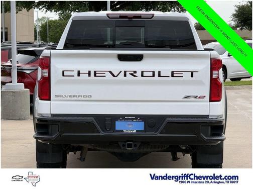 Summit White 2024 Chevrolet Silverado 1500 ZR2