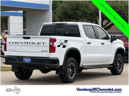 Summit White 2024 Chevrolet Silverado 1500 ZR2