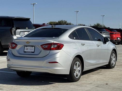 2018 Chevrolet Cruze LS