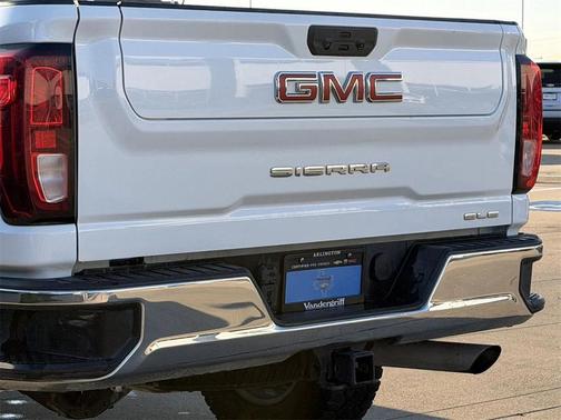 2024 GMC Sierra 2500 SLE