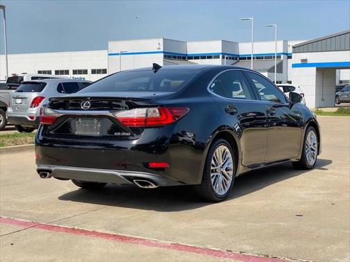 2016 Lexus ES 350 Base