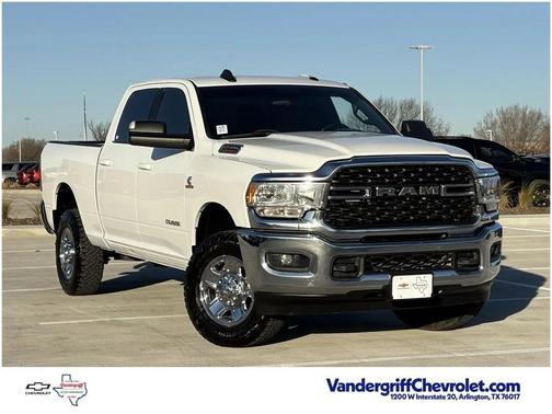2022 RAM 2500 Big Horn Crew Cab 4x4 6'4' Box