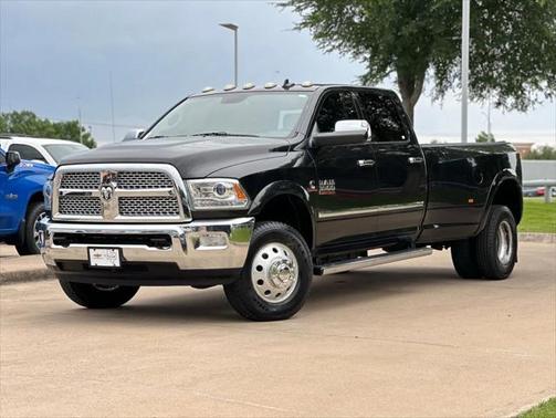 2016 RAM 3500 Laramie