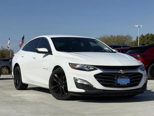 2022 Chevrolet Malibu FWD LT