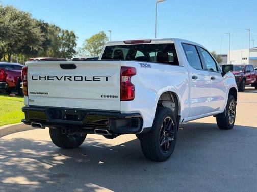 2024 Chevrolet Silverado 1500 Custom Trail Boss