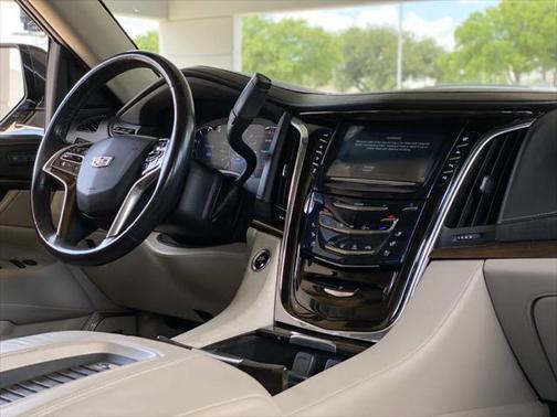 2018 Cadillac Escalade Premium Luxury