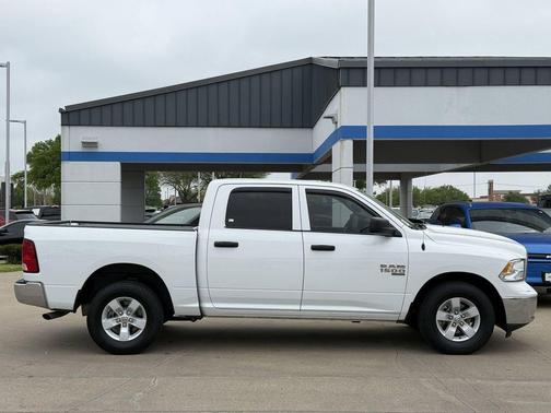 Bright White Clearcoat 2023 RAM 1500 Tradesman