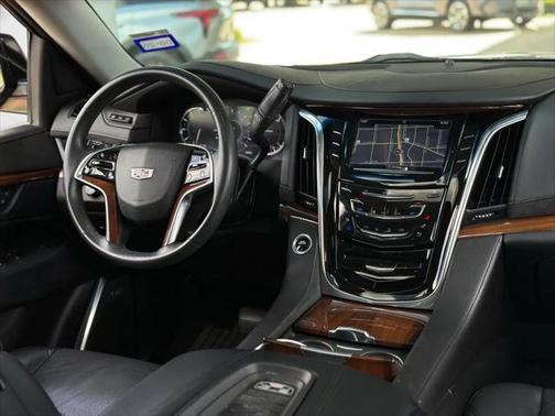 2017 Cadillac Escalade ESV Premium Luxury