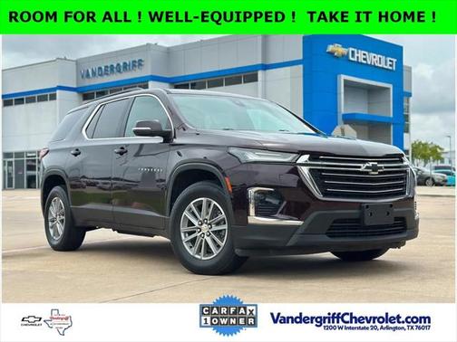 2022 Chevrolet Traverse LT Cloth