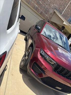 2024 Jeep Grand Cherokee Altitude